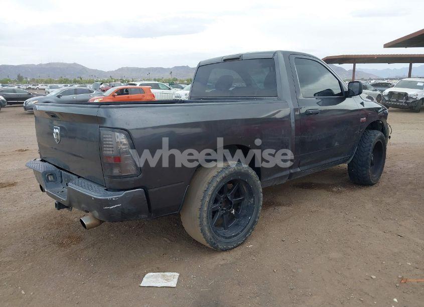 Photo 4 of 2014 Ram 1500 EXPRESS (VIN 3C6JR6AT9EG305142)