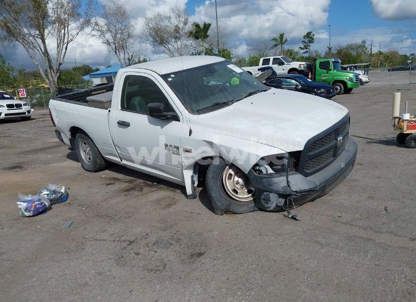 2019 Ram 1500 CLASSIC TRADESMAN 4X2 6'4 BOX (VIN 3C6JR6AT9KG585690) main photo