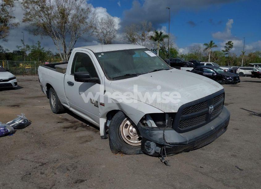 Photo 6 of 2019 Ram 1500 CLASSIC TRADESMAN 4X2 6'4 BOX (VIN 3C6JR6AT9KG585690)