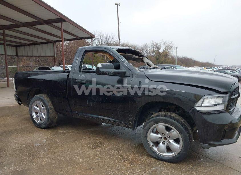 Photo 13 of 2019 Ram 1500 CLASSIC (VIN 3C6JR6ATXKG500694)