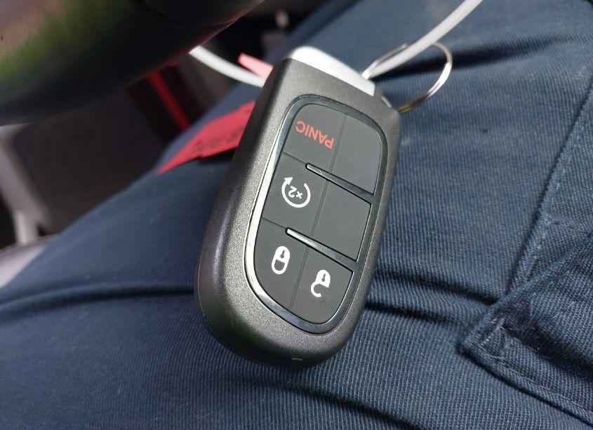 Photo 11 of 2018 Ram 1500 (VIN 3C6JR6CT6JG255422)