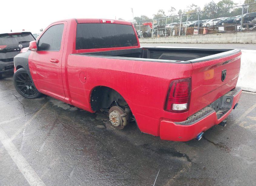 Photo 3 of 2018 Ram 1500 (VIN 3C6JR6CT6JG255422)