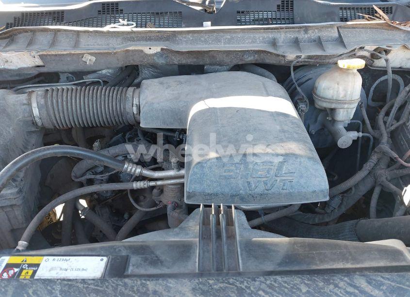 Photo 10 of 2019 Ram 1500 CLASSIC TRADESMAN 4X2 8' BOX (VIN 3C6JR6DG0KG512237)