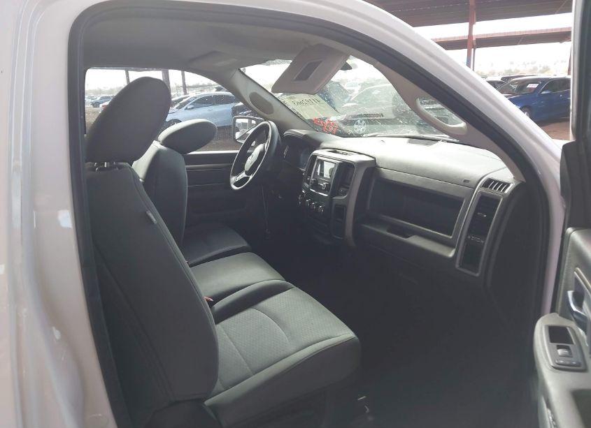 Photo 5 of 2017 Ram 1500 TRADESMAN REGULAR CAB 4X2 8' BOX (VIN 3C6JR6DG1HG745522)