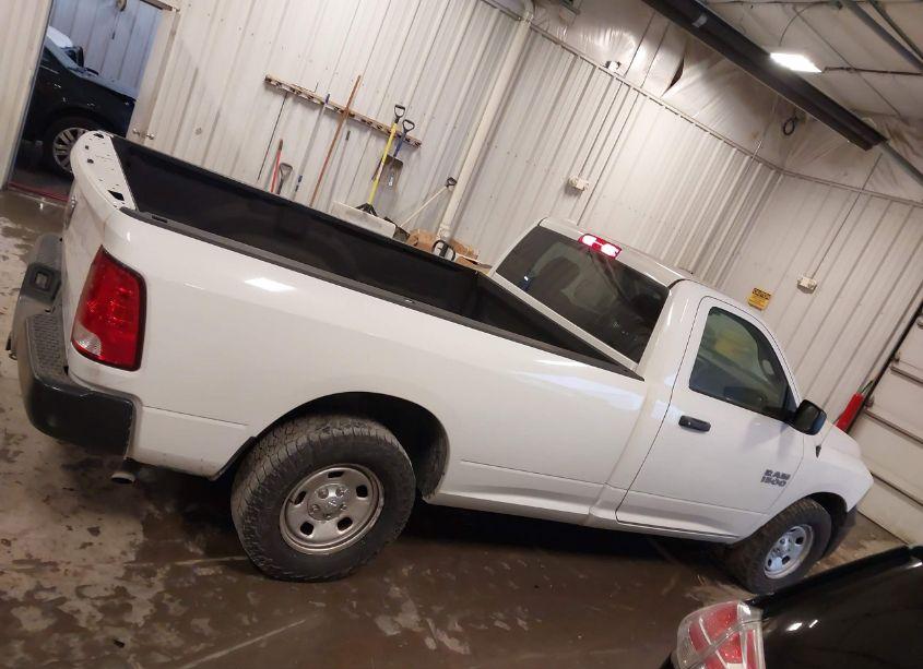 Photo 13 of 2018 Ram 1500 TRADESMAN 4X2 8' BOX (VIN 3C6JR6DG1JG225309)