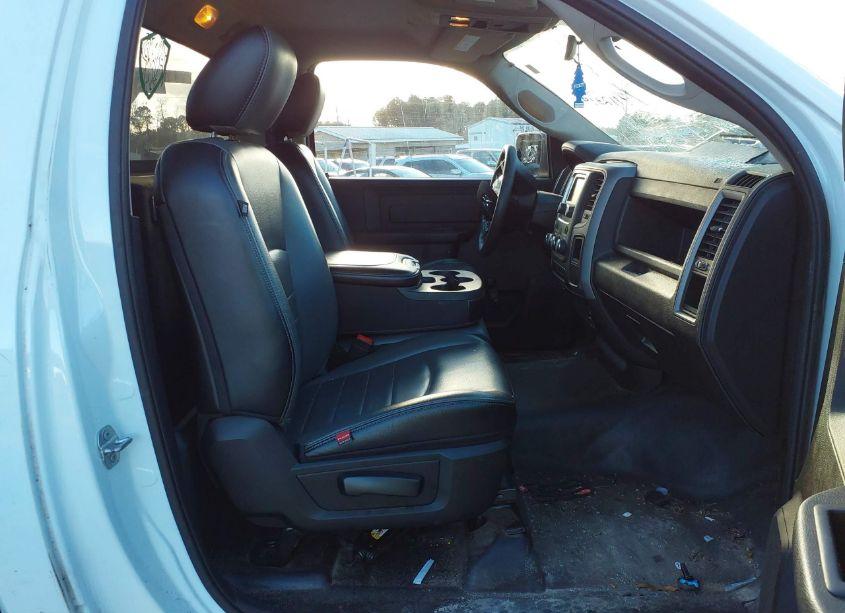 Photo 5 of 2023 Ram 1500 CLASSIC TRADESMAN 4X2 8' BOX (VIN 3C6JR6DG1PG541026)