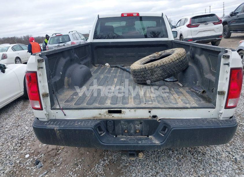 Photo 15 of 2019 Ram 1500 CLASSIC TRADESMAN 4X2 8' BOX (VIN 3C6JR6DG2KG705859)
