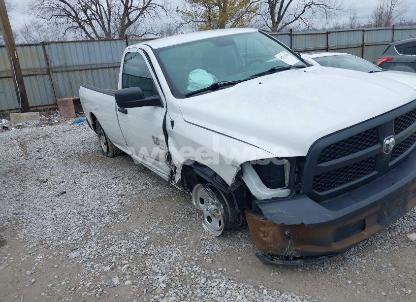 Photo 6 of 2019 Ram 1500 CLASSIC TRADESMAN 4X2 8' BOX (VIN 3C6JR6DG2KG705859)