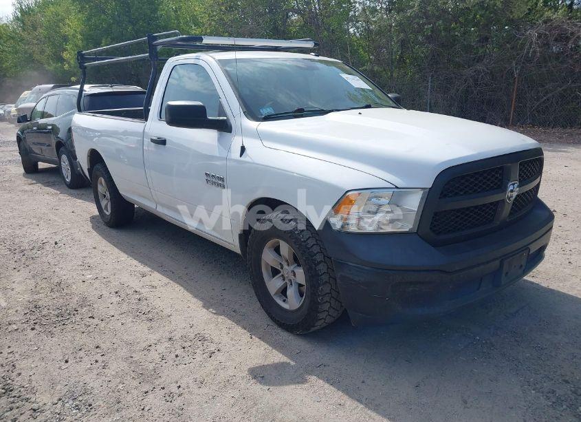 2014 Ram 1500 (VIN 3C6JR6DG3EG290149) main photo