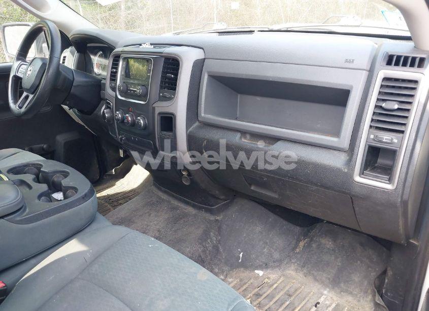 Photo 5 of 2014 Ram 1500 (VIN 3C6JR6DG3EG290149)