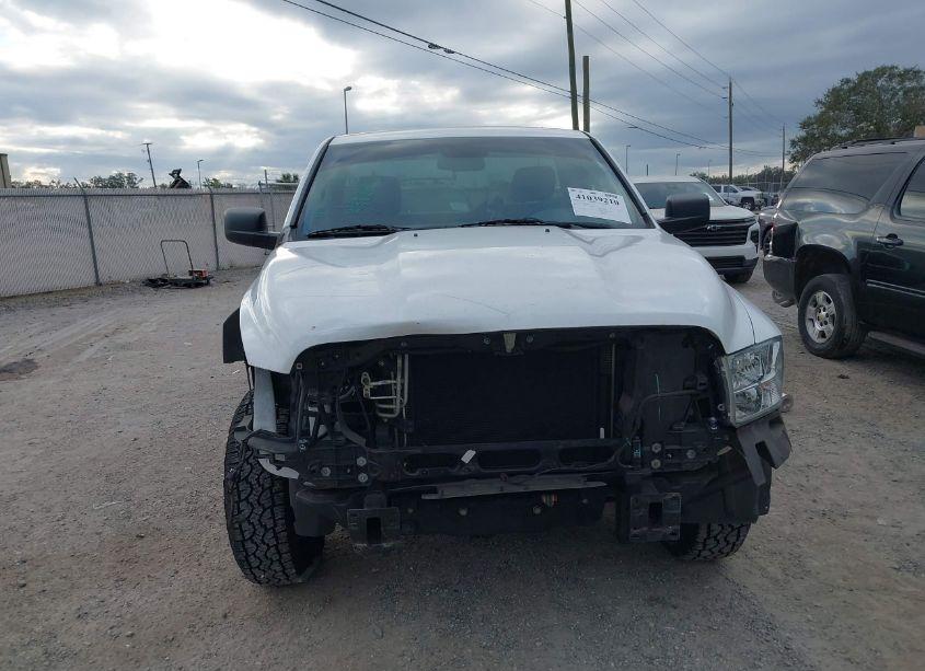 Photo 13 of 2018 Ram 1500 TRADESMAN 4X2 8' BOX (VIN 3C6JR6DG3JG122702)