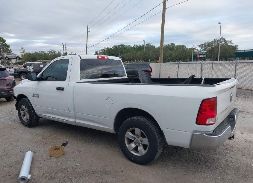 Photo 15 of 2018 Ram 1500 TRADESMAN 4X2 8' BOX (VIN 3C6JR6DG3JG122702)