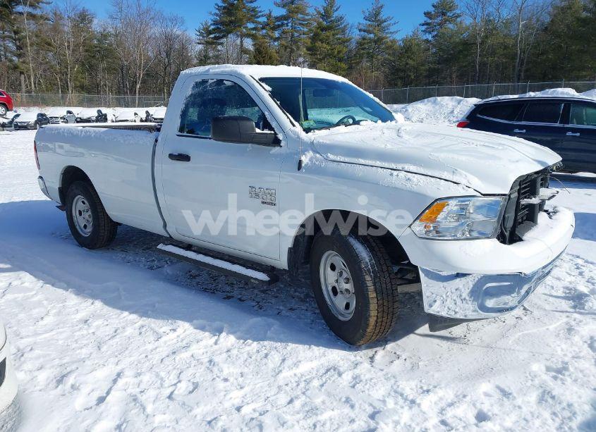 2022 Ram 1500 CLASSIC TRADESMAN 4X2 8' BOX (VIN 3C6JR6DG4NG412663) main photo