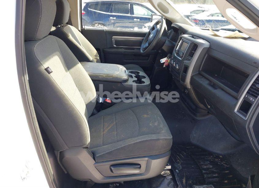 Photo 5 of 2022 Ram 1500 CLASSIC TRADESMAN 4X2 8' BOX (VIN 3C6JR6DG4NG412663)