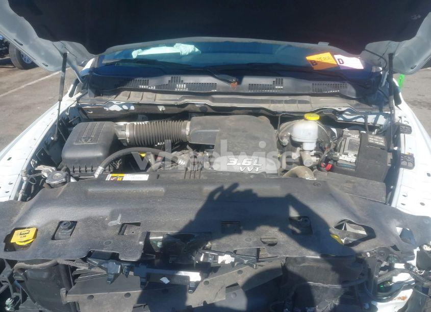 Photo 10 of 2022 Ram 1500 CLASSIC TRADESMAN 4X2 8' BOX (VIN 3C6JR6DG5NG441976)