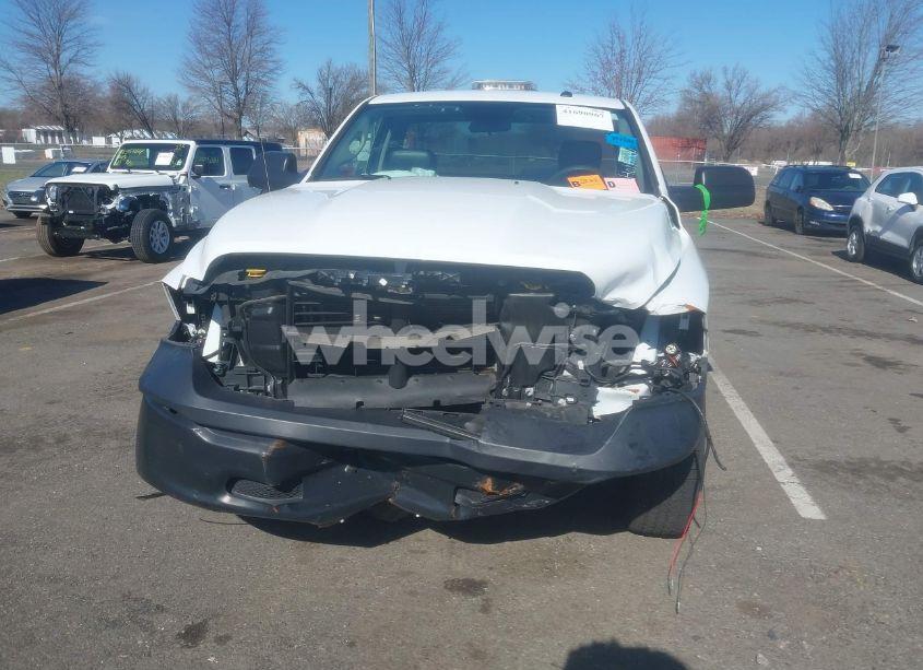 Photo 6 of 2022 Ram 1500 CLASSIC TRADESMAN 4X2 8' BOX (VIN 3C6JR6DG5NG441976)