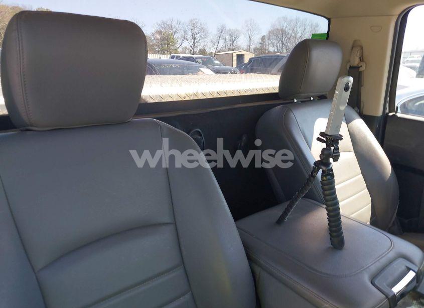 Photo 8 of 2020 Ram 1500 CLASSIC TRADESMAN 4X2 8' BOX (VIN 3C6JR6DG6LG167510)