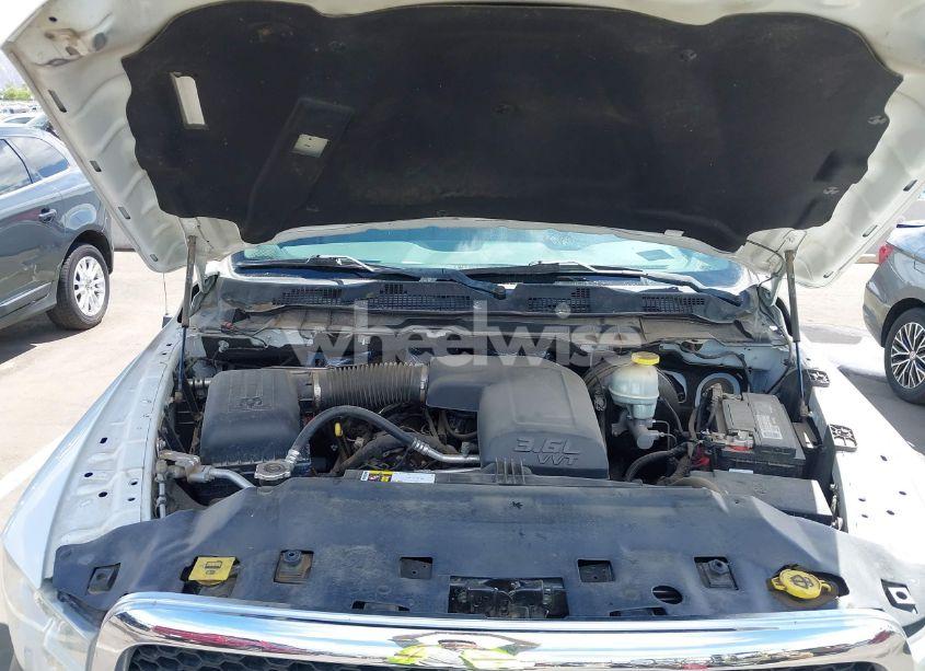 Photo 10 of 2017 Ram 1500 TRADESMAN (VIN 3C6JR6DG7HG555790)