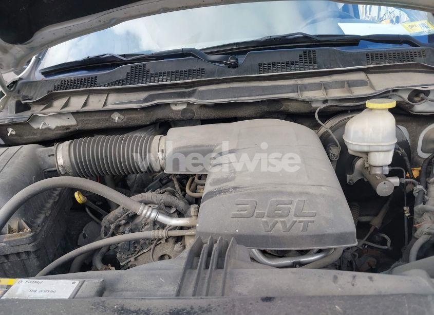 Photo 10 of 2019 Ram 1500 CLASSIC TRADESMAN 4X2 8' BOX (VIN 3C6JR6DG8KG619844)