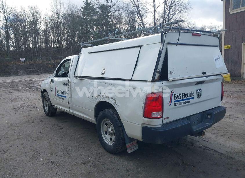 Photo 3 of 2019 Ram 1500 CLASSIC TRADESMAN 4X2 8' BOX (VIN 3C6JR6DG8KG619844)