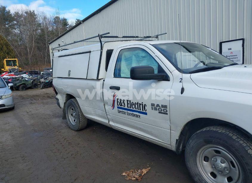 Photo 6 of 2019 Ram 1500 CLASSIC TRADESMAN 4X2 8' BOX (VIN 3C6JR6DG8KG619844)