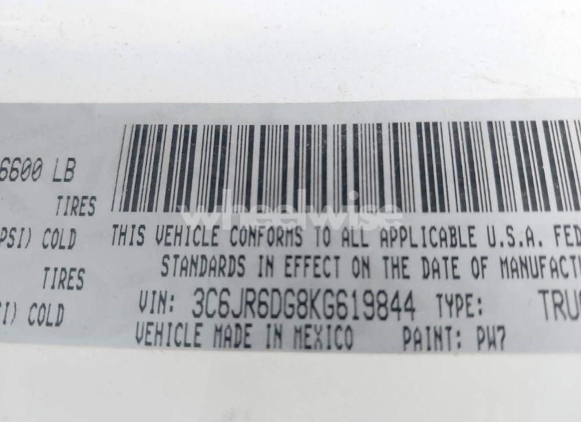 Photo 9 of 2019 Ram 1500 CLASSIC TRADESMAN 4X2 8' BOX (VIN 3C6JR6DG8KG619844)
