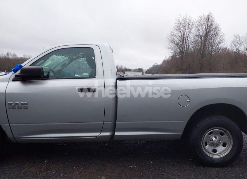 Photo 15 of 2015 Ram 1500 TRADESMAN (VIN 3C6JR6DG9FG612150)