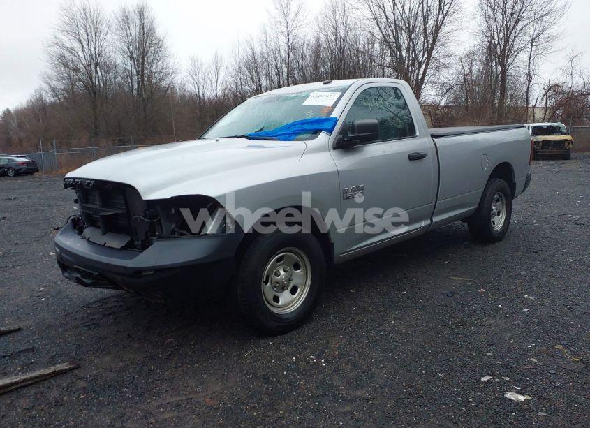 Photo 2 of 2015 Ram 1500 TRADESMAN (VIN 3C6JR6DG9FG612150)