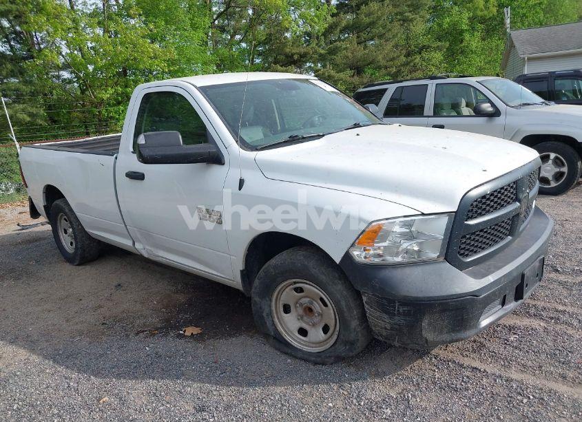 2015 Ram 1500 TRADESMAN (VIN 3C6JR6DG9FG668489) main photo