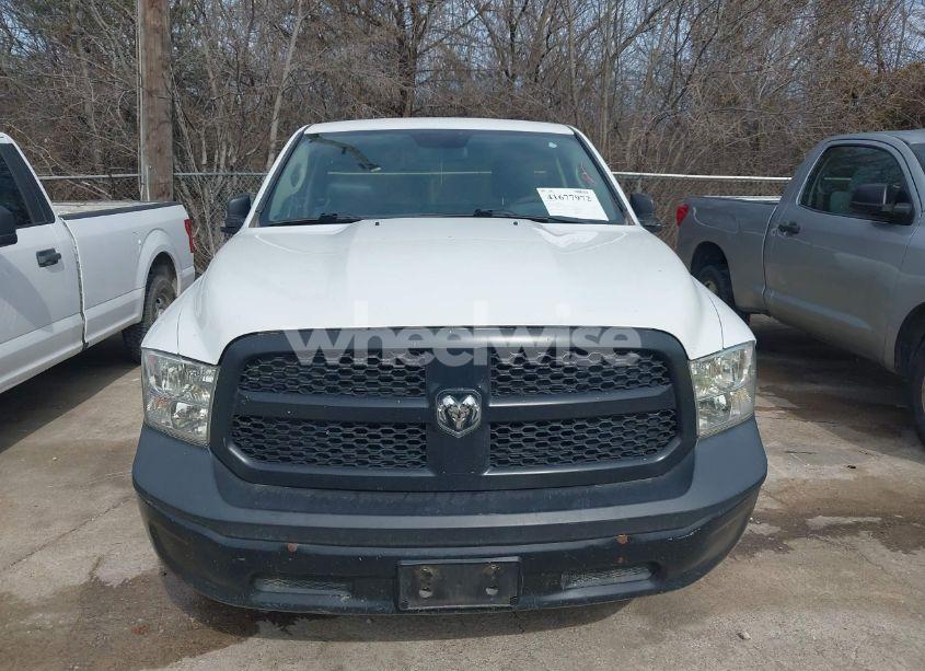 Photo 13 of 2018 Ram 1500 TRADESMAN 4X2 8' BOX (VIN 3C6JR6DGXJG141442)