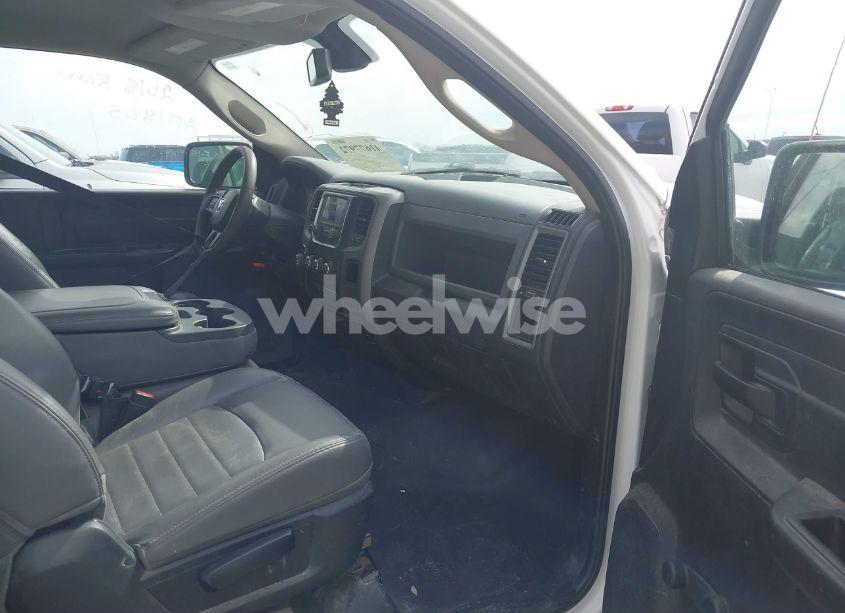 Photo 5 of 2018 Ram 1500 TRADESMAN 4X2 8' BOX (VIN 3C6JR6DGXJG141442)