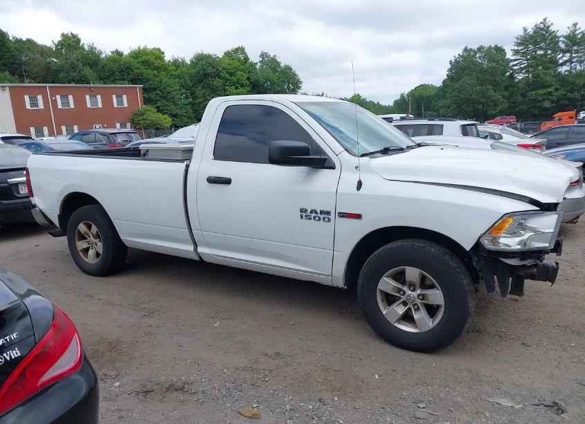 Photo 13 of 2015 Ram 1500 TRADESMAN (VIN 3C6JR6DM2FG671577)