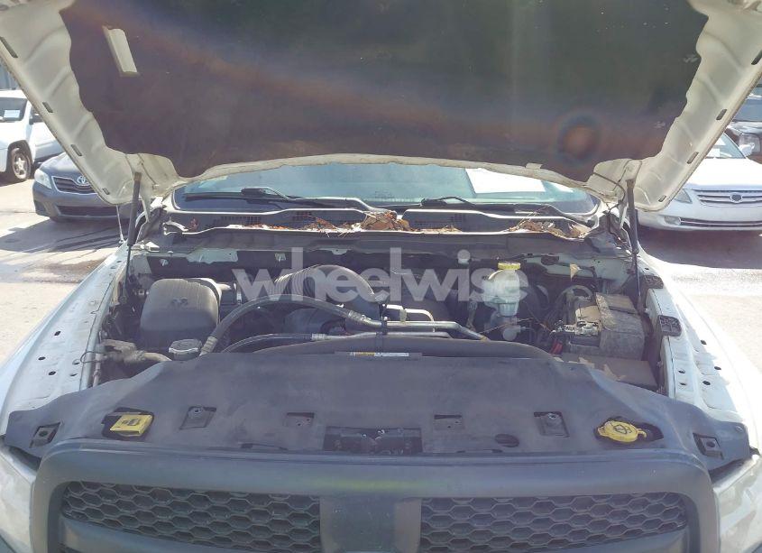 Photo 10 of 2019 Ram 1500 CLASSIC TRADESMAN 4X2 8' BOX (VIN 3C6JR6DT0KG504264)