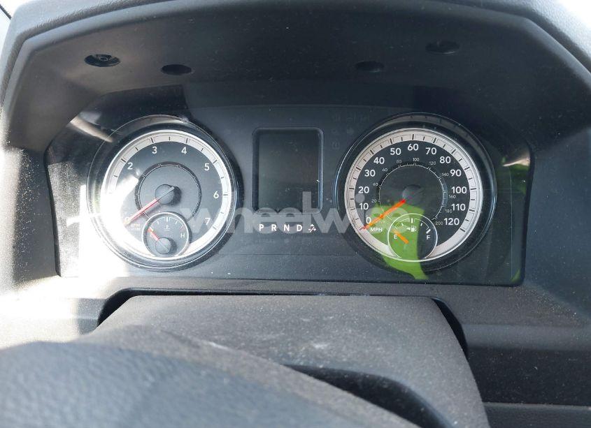 Photo 7 of 2019 Ram 1500 CLASSIC TRADESMAN 4X2 8' BOX (VIN 3C6JR6DT0KG504264)