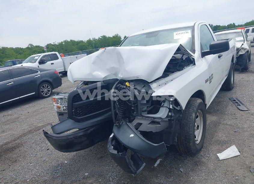 Photo 12 of 2019 Ram 1500 CLASSIC TRADESMAN 4X2 8' BOX (VIN 3C6JR6DT0KG636053)