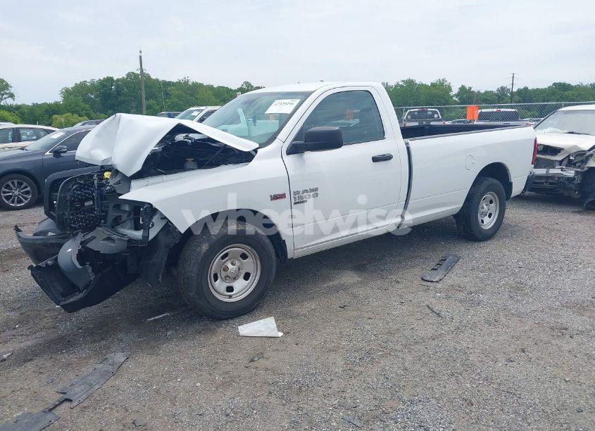 Photo 2 of 2019 Ram 1500 CLASSIC TRADESMAN 4X2 8' BOX (VIN 3C6JR6DT0KG636053)