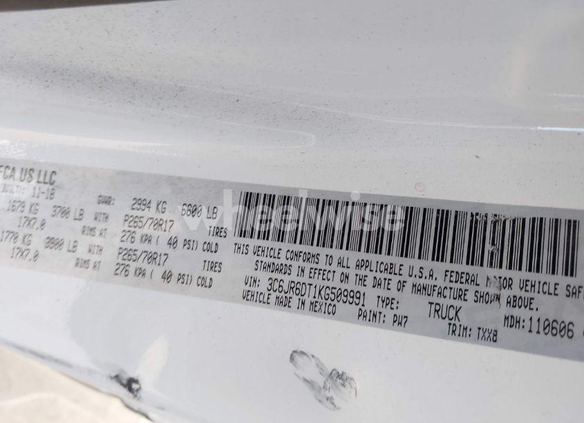 Photo 9 of 2019 Ram 1500 CLASSIC TRADESMAN 4X2 8' BOX (VIN 3C6JR6DT1KG509991)