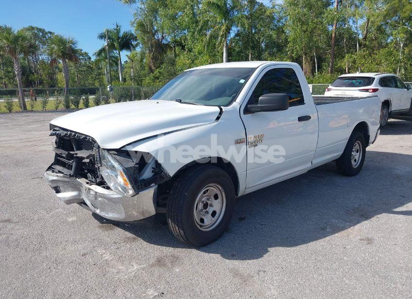 Photo 2 of 2019 Ram 1500 CLASSIC TRADESMAN 4X2 8' BOX (VIN 3C6JR6DT1KG546748)