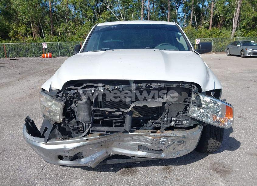 Photo 6 of 2019 Ram 1500 CLASSIC TRADESMAN 4X2 8' BOX (VIN 3C6JR6DT1KG546748)