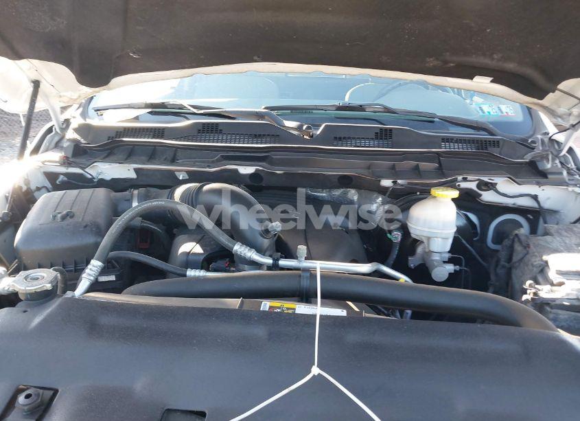 Photo 10 of 2018 Ram 1500 TRADESMAN 4X2 8' BOX (VIN 3C6JR6DT3JG129517)