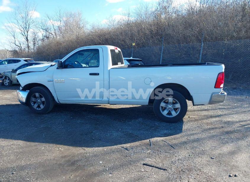 Photo 15 of 2018 Ram 1500 TRADESMAN 4X2 8' BOX (VIN 3C6JR6DT3JG129517)