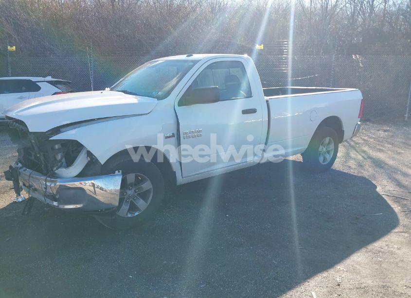 Photo 2 of 2018 Ram 1500 TRADESMAN 4X2 8' BOX (VIN 3C6JR6DT3JG129517)