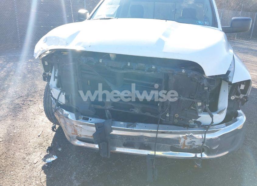 Photo 6 of 2018 Ram 1500 TRADESMAN 4X2 8' BOX (VIN 3C6JR6DT3JG129517)