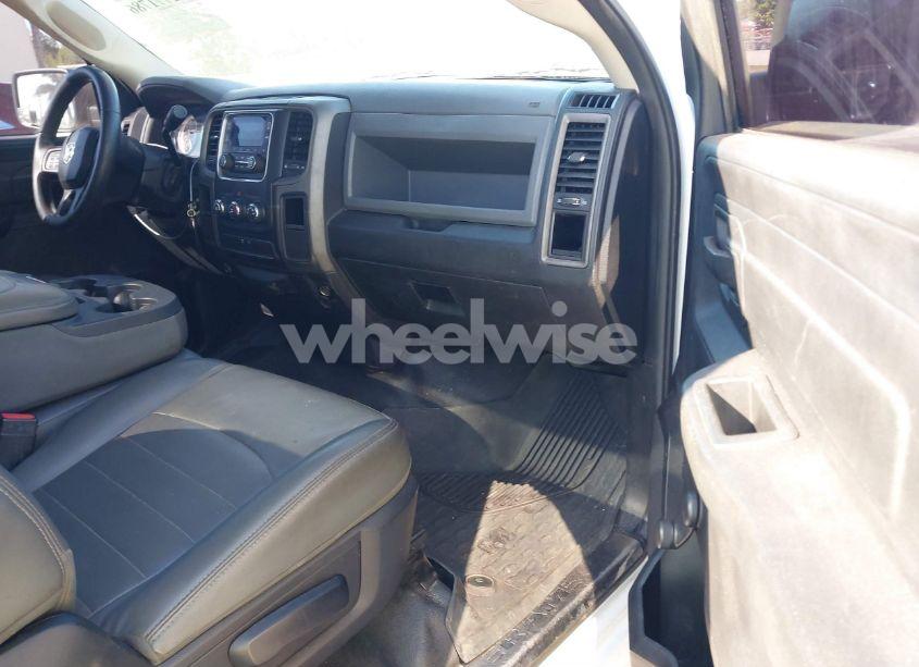 Photo 5 of 2015 Ram 1500 TRADESMAN (VIN 3C6JR6DT4FG531781)