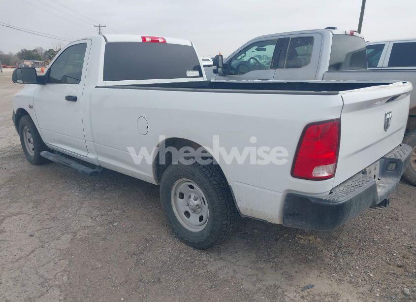 Photo 3 of 2019 Ram 1500 CLASSIC TRADESMAN 4X2 8' BOX (VIN 3C6JR6DT4KG564161)
