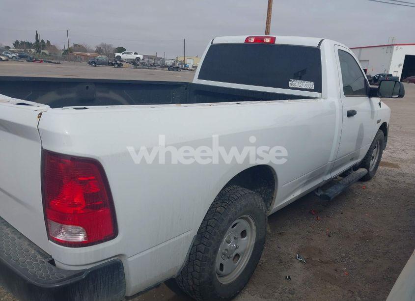 Photo 4 of 2019 Ram 1500 CLASSIC TRADESMAN 4X2 8' BOX (VIN 3C6JR6DT4KG564161)
