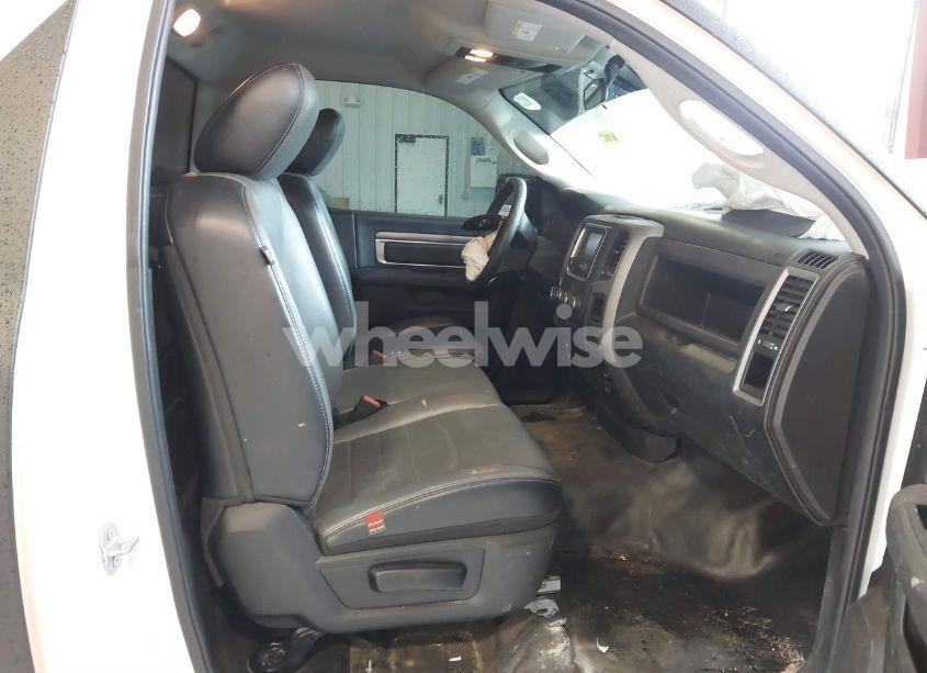 Photo 5 of 2021 Ram 1500 CLASSIC TRADESMAN 4X2 8' BOX (VIN 3C6JR6DT4MG547623)