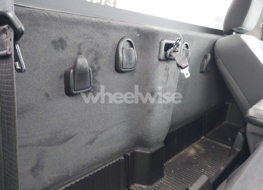 Photo 8 of 2022 Ram 1500 CLASSIC TRADESMAN 4X2 8' BOX (VIN 3C6JR6DT5NG300743)