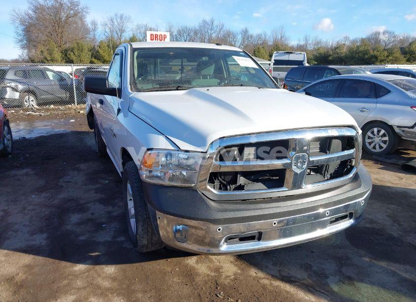 2017 Ram 1500 TRADESMAN 4X2 8' BOX (VIN 3C6JR6DT6HG548231) main photo