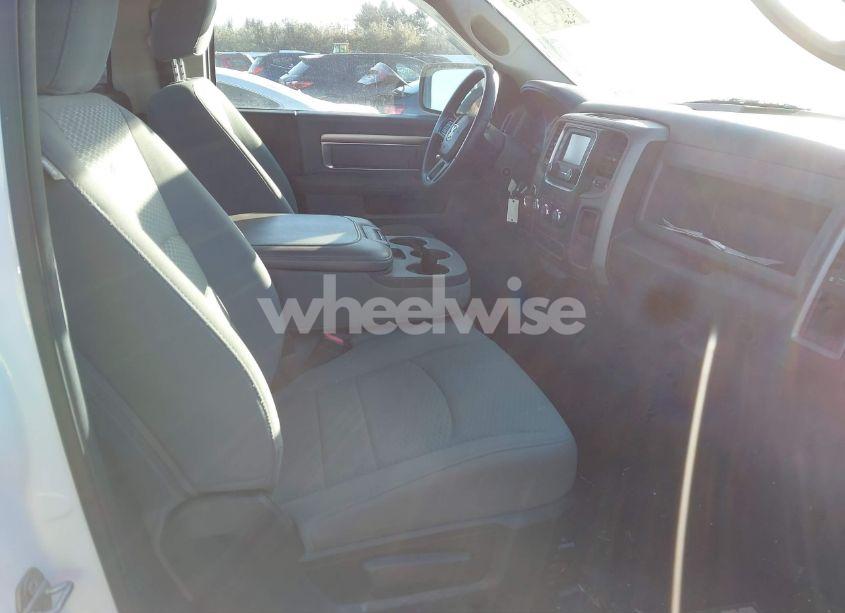 Photo 8 of 2017 Ram 1500 TRADESMAN 4X2 8' BOX (VIN 3C6JR6DT6HG548231)